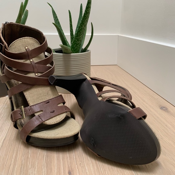 NWOT Sam Edelman Boutique Sandals Size 7 - Picture 4 of 8